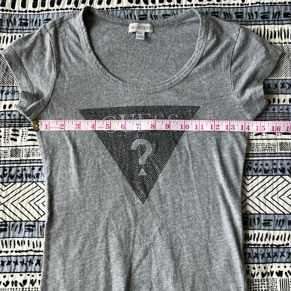 Vintage Y2K Grey Guess Rhinestone Logo T-Shirt Classic Grunge Extra Small - Picture 8 of 11